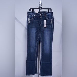 COPY - NWT Women's Blue Denim Size 31 (14-15)
Grace Jeans LONG 34in